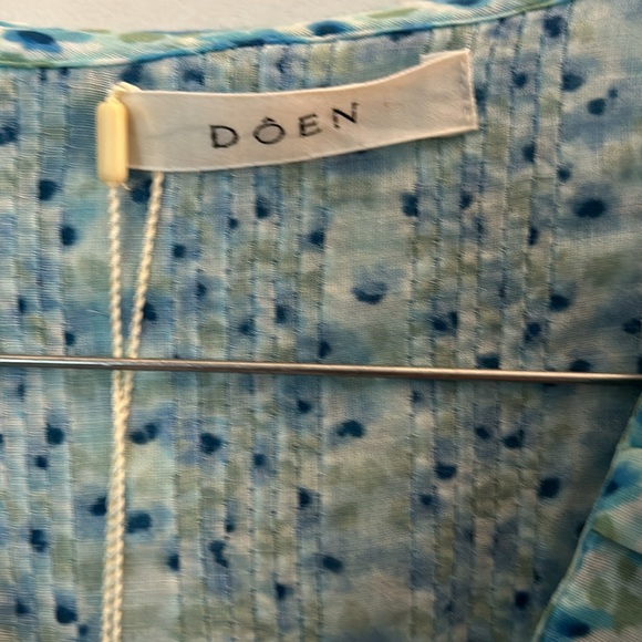 Doen Henri top in blue daisy fields - Picture 4 of 7